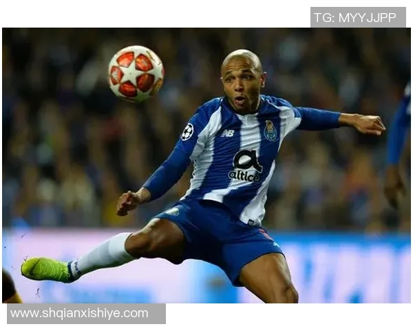 探索足球明星2游戏的魅力与乐趣，带你体验真实的足球竞技世界